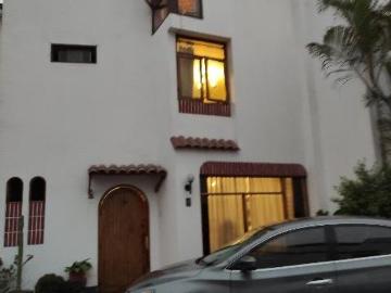 VENDO CHALET EN CONDOMINIO DE 4 DORMS EN SURCO