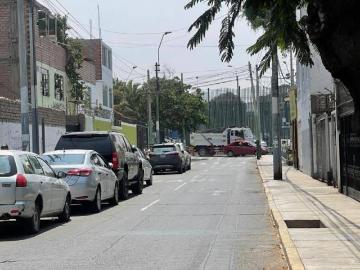 Vendo cómoda, céntrica y amplia casa en CHORRILLOS AT:250m2 $335,000