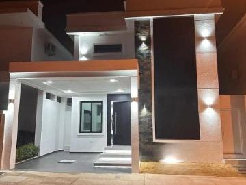 VENDO DE ESTRENO CASA VIA A LA COSTA, PUNTA ESMERALDA, 2 PLANTAS 4 DORMITORIOS, UN DORMITORIO ABAJO Casa en Venta en Guayaquil VIA A LA COSTA