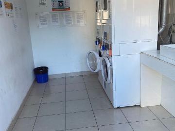 VENDO AMPLIO DEPTO 3D 2B 1E GOMEZ CARREÑO
