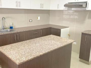 Vendo departamento a media cuadra de la Av Brasil Pueblo Libre