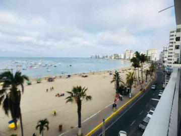 Vendo Departamento Grande en el Malecon de Salinas con Excelente Vista