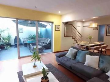Vendo departamento duplex muy amplio con terraza y cochera piso 1 en Miraflores