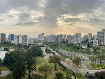 VENDO DEPARTAMENTO EN BARRANCO 110m2, piso 14, 3 dormitorios, 2 baños,1 cochera