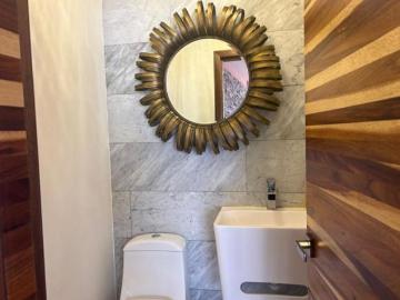 VENDO DEPARTAMENTO EN EXCELENTES CONDICIONES EN BOSQUES DE LAS LOMAS