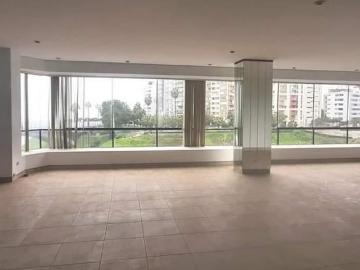 VENDO DPTO. CON LINDA VISTA AL MAR Y AL CLUB TERRAZAS EN MIRAFLORES