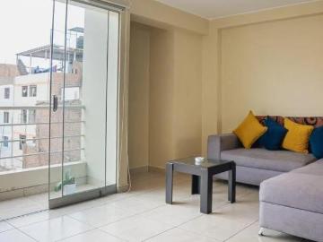 Vendo dpto Triplex en topiso cerca al hospital Cayetano Heredia