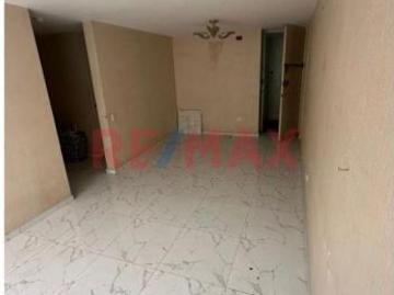Vendo Dpto. 1Er Piso + Cochera En Cond. Parque Central!