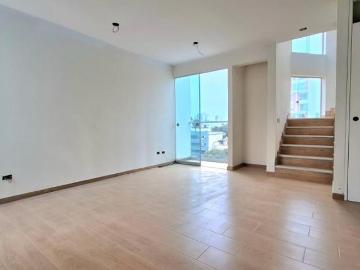 Vendo Duplex 88 m² Urb. Santa Catalina La Victoria