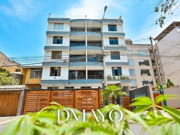 Vendo Dúplex con amplia Terraza frente al parque