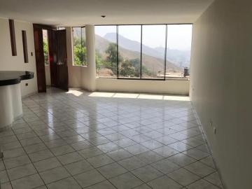 VENDO DUPLEX DE 230 M2 EN LA MOLINA