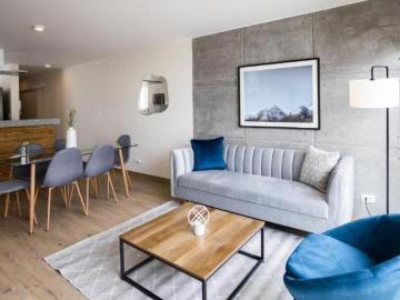 VENDO DÚPLEX EN CA. BERLIN, MIRAFLORES – AMPLITUD, ESTILO Y UBICACIÓN PERFECTA