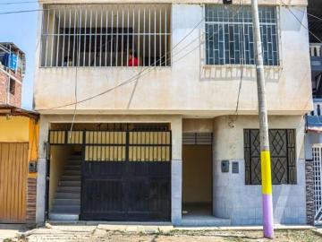 VENDO EDIFICIO EN PUYANGO TUMBES
