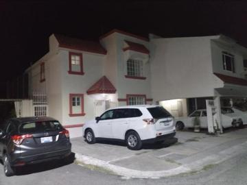 VENDO EXCELENT PRECIO CASA FRACC GRAN KLASE EN ESQUINA