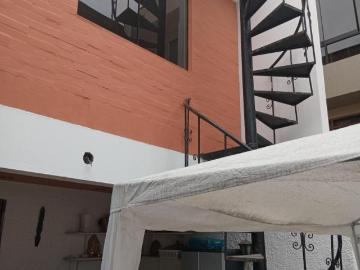 Vendo excelente casaen urb los Sauces surquillo