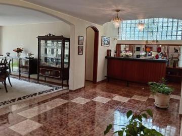 Vendo exclusiva casa en zona residencial urb la rinconada