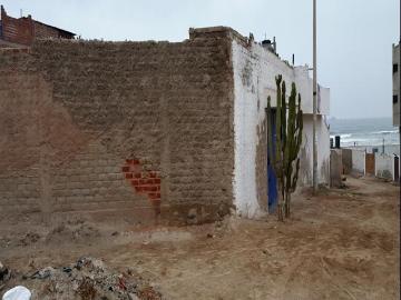 Vendo Gran Terreno de Playa Fte Mar, en calle Los Jazmines 1, Lurin