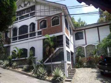 VENDO HERMOSA CASA 2 PLANTAS VARIOS DEPARTAMEN