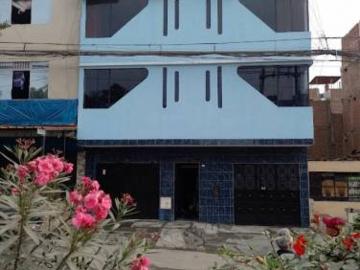 VENDO HERMOSA CASA DE 3 PISOS, ESPALDA DE BBVV AV.BELAUNDE Y AV. TUPAC AMARU COMAS