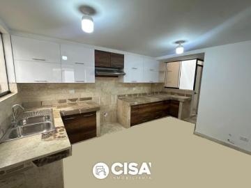 VENDO HERMOSA CASA DE 3 PISOS REMODELADA EN SAN BORJA