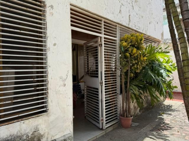 Vendo hermosa casa en Urbanización El Paraíso, 570Mts2