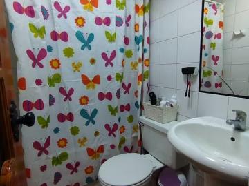 Vendo Hermosa Casa Esquina de 3 pisos, a pasos Colegio Hispano Británico 5dormitorios 3baños | 5 Dormitorios por 7400.00 en Iquique