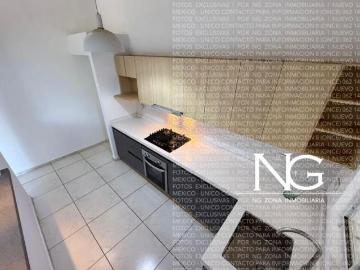 VENDO. Hermoso Departamento en 4º Piso con Doble Altura