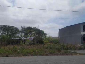 Vendo hermoso terreno frente al mar