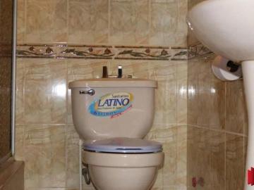 Vendo hotel en buena zona de vallecito