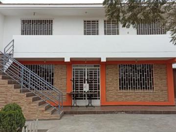 Vendo linda casa a dos cuadras del ovalo del zapallal