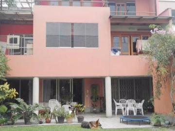 Vendo Linda casa calle Francisco Paula D Ugarriza 1, Urb San Antonio, Miraflores