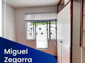 ❝VENDO LINDA CASA EN BARRANCO❞