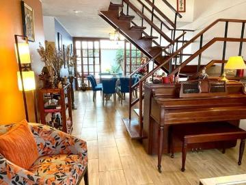 Vendo linda casa en condominio en Miraflores