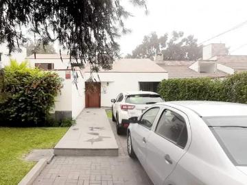 VENDO LINDA CASA EN LOS ALAMOS DE MONTERRICO SURCO