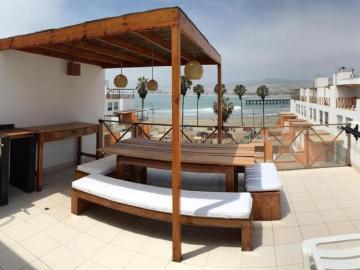 VENDO LINDO DEPARTAMENTO FRENTE AL MAR DE CERRO AZUL