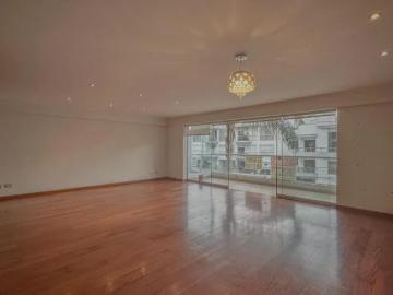 Vendo lindo flat m en chacarilla habitaciones cocheras