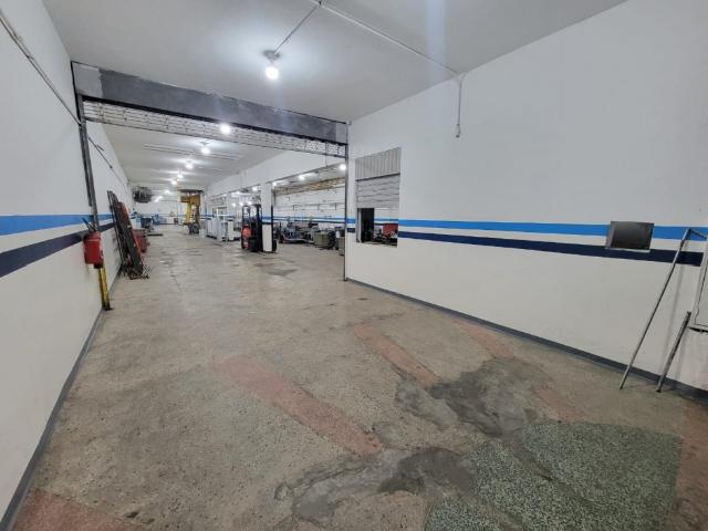 Vendo local comercial 1450 mts2 Puente Hierro 6462