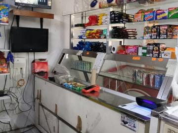 Vendo Local Comercial con Botillería | 1 Dormitorios por 140000. 00 en El Bosque