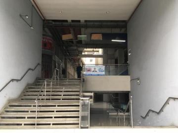 VENDO LOCAL COMERCIAL CERCADO DE LIMA, ALAMEDA LAS MALVINAS