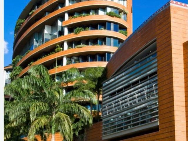 Vendo local comercial 40m2 C. C. San Ignacio 5986