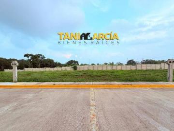 Vendo lotes de terreno en Fraccionamiento en Córdoba a 4 minutos de Plaza Cristal
