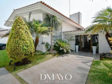 VENDO LUJOSA CASA DE 564 M² EN ZONA PRIVADA DE LA MOLINA 6 DORM 4 COCHERAS PISCINA