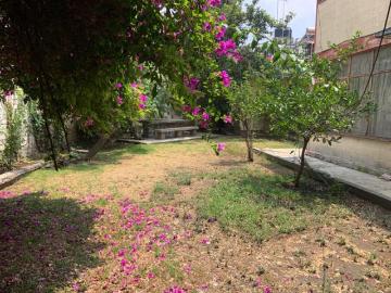 Vendo magnífica casa como terreno en Santa Catarina Coyoacán