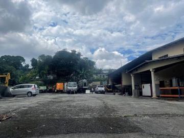 VENDO TERRENO CON OFICINA EN CIUDAD BOLIVAR