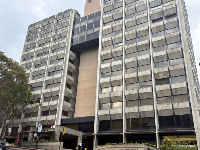 Vendo oficina 131m2 Santa Paula 1599