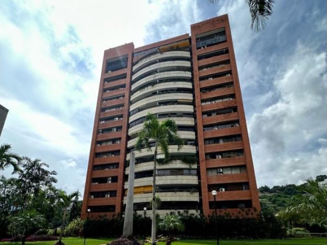 Vendo PB 250m2 5h/4b/2p Portal La Alameda 7460