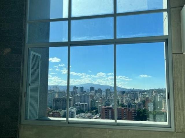 Vendo PH triplex 190m2 Sebucán 2941
