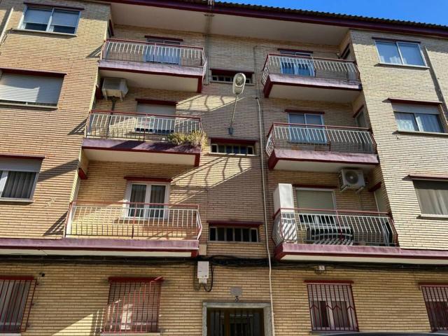 VENDO PISO EN UTEBO