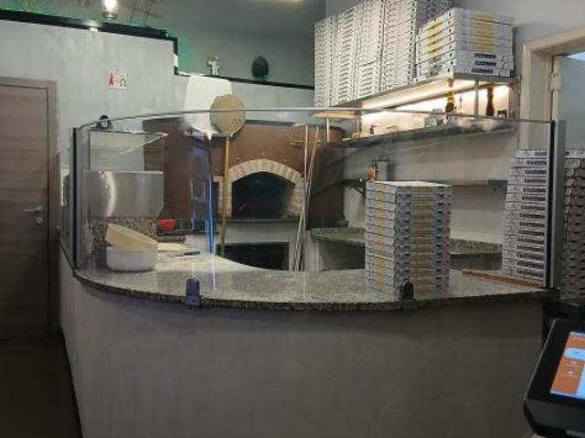 Vendo Pizzeria D'ASPORTO