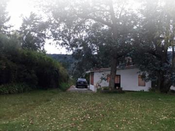 VENDO PROPIEDAD CAMPESTRE DE 4.5 Has. CON BOSQUE, RIO Y GRAN VISTA A LAS MONTAÑAS